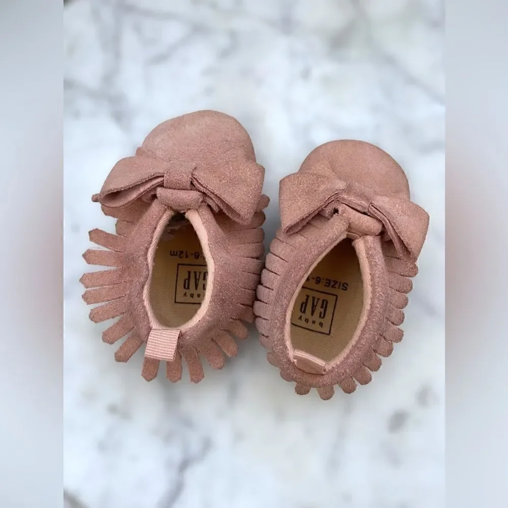 Baby Gap Pink Suede Crib Shoes 6-12 Months